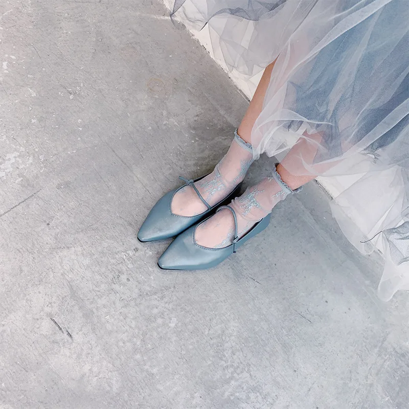 2019 Весна и лето новые модные кружевные короткие женские носки из тюля Япония