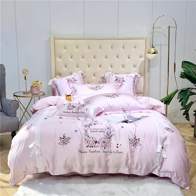 Постельный комплект с вышитыми цветами и розами розовый желтый стиль принцессы