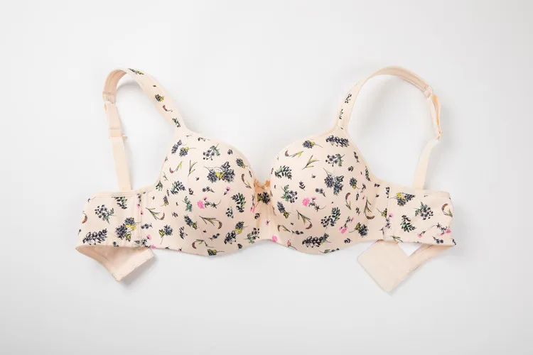 Для женщин балконет Full Figure Underwire слегка выстроились с цветочным принтом гладкой Контурный бюстгальтер
