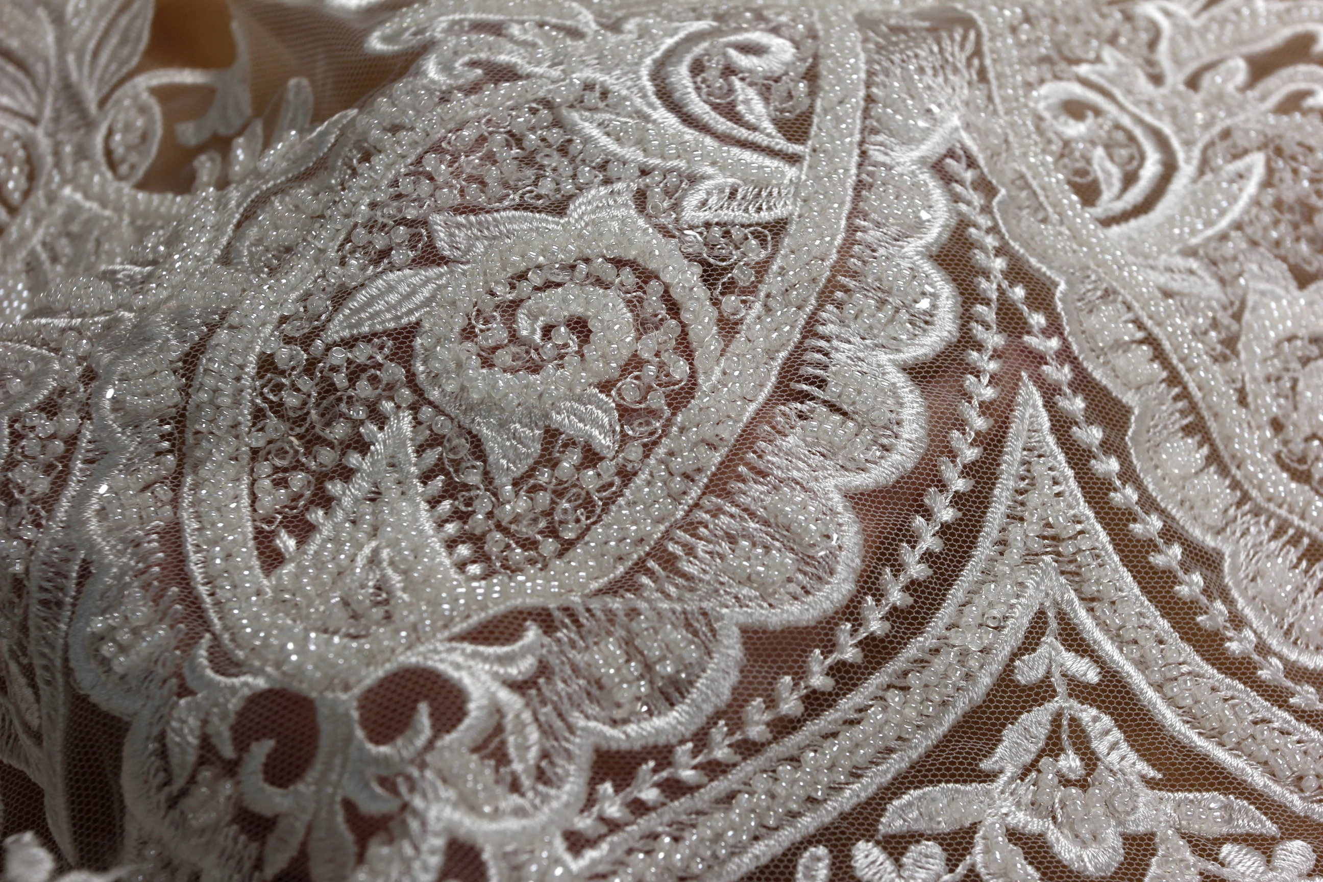 New off white large pattern heavy beads lace trem diy doll clothing accessories material 50cm by yard | Дом и сад