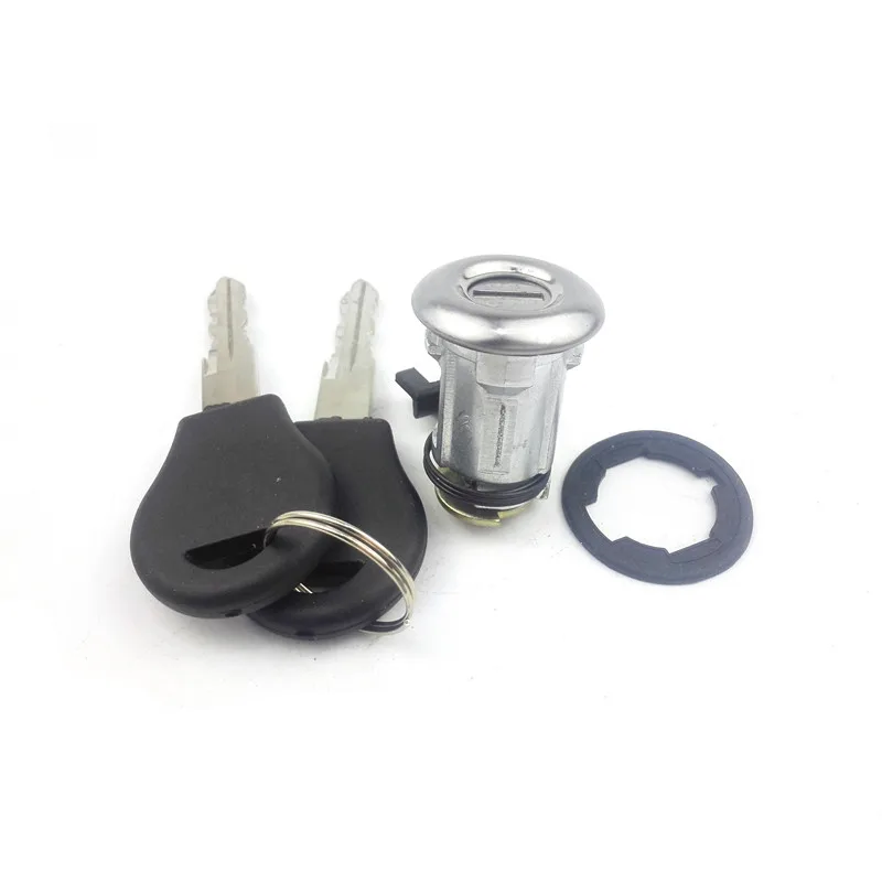 Universal door lock with key for 80600-01G25(RHD) | Автомобили и мотоциклы