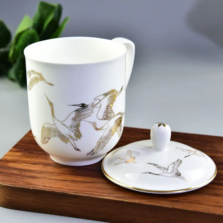 

Creative Ceramics With Cups, Bone Cups