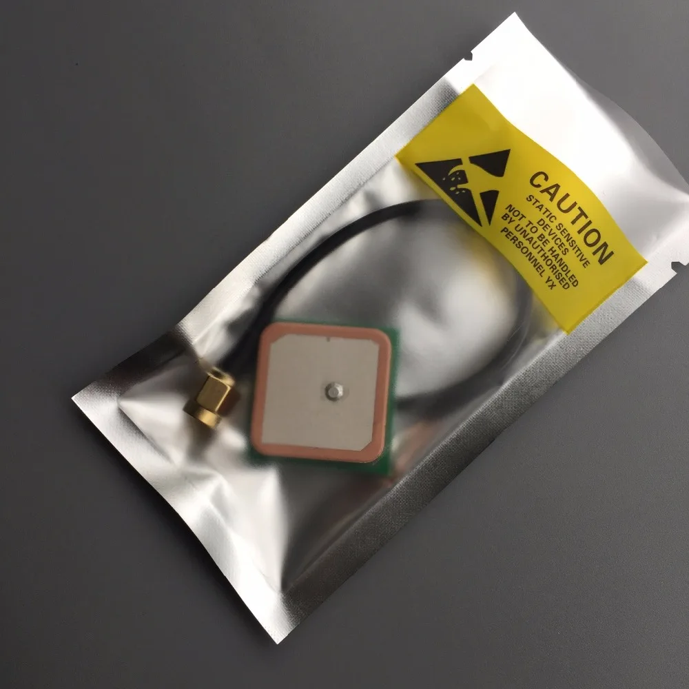 GNSS gps ГЛОНАСС антенна 28dB с высоким коэффициентом усиления SMA разъем. Керамический патч Встроенный gps активная антенна 1575,42 МГц