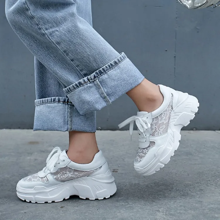 Женские кроссовки с вулканизированной подошвой на платформе кожаные массивной