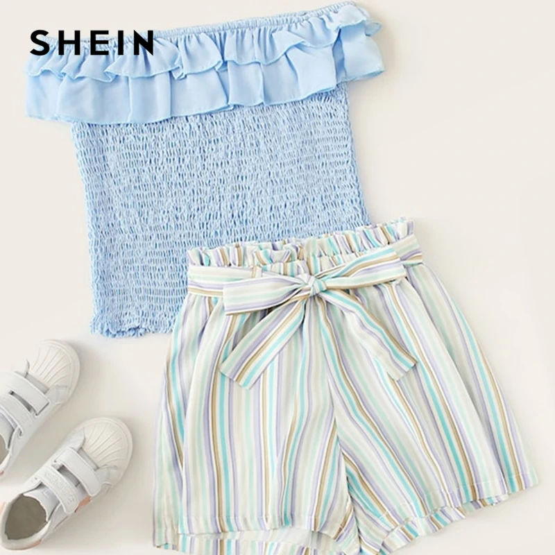 SHEIN Kiddie/футболка с оборками на плечах и шорты в полоску с поясом, комплекты года, летний праздничный пляжный костюм в стиле бохо