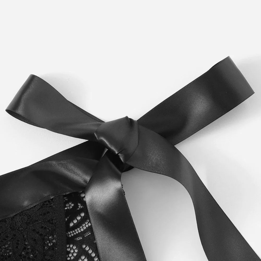 Женское белье 2019 года - сексуальный комплект летом с кружевным лифом и трусиками, черные трусики с пуш-ап эффектом.