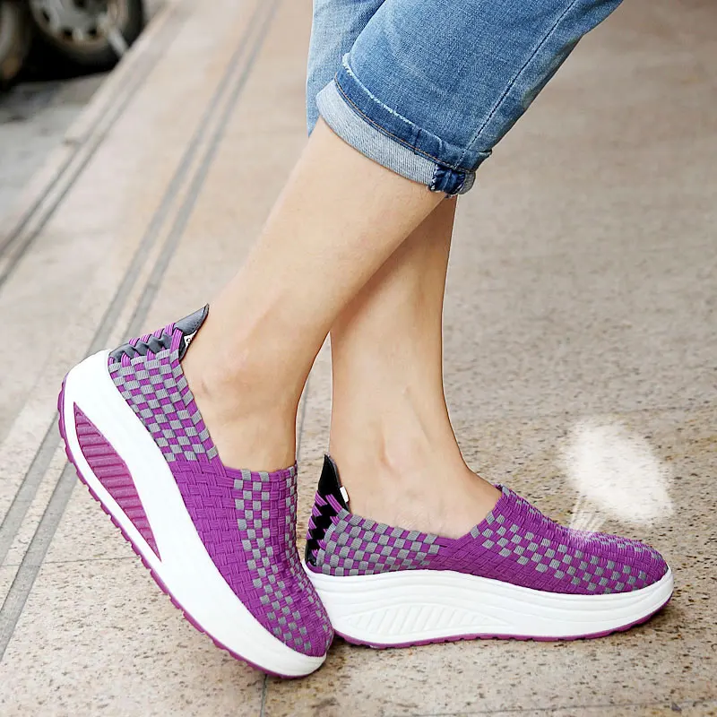 Увеличивающие рост летние туфли Для женщин Спорт для на танкетке кроссовки обувь
