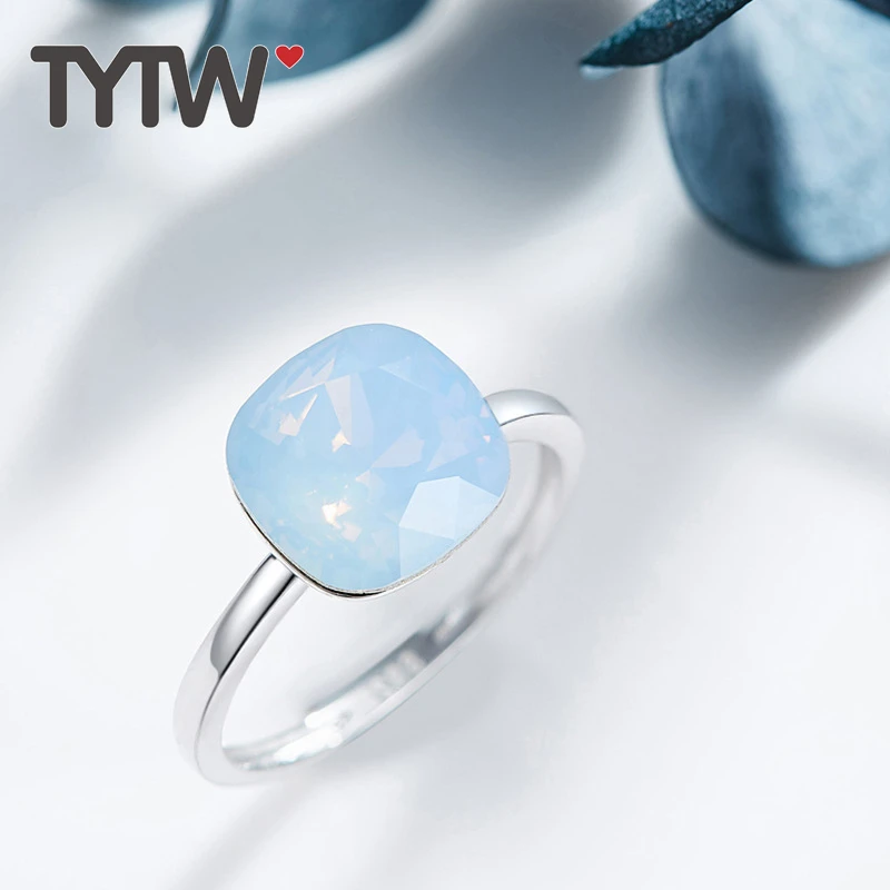 Женское классическое кольцо из серебра 100% пробы с кристаллами | Украшения и