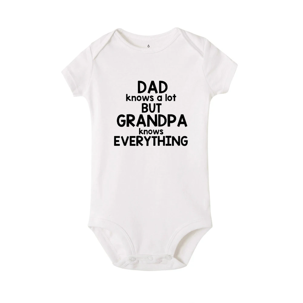 DADS KNOW A LOT GRANDPAS EVERYTHING комбинезон для малышей Детская рубашка с надписью