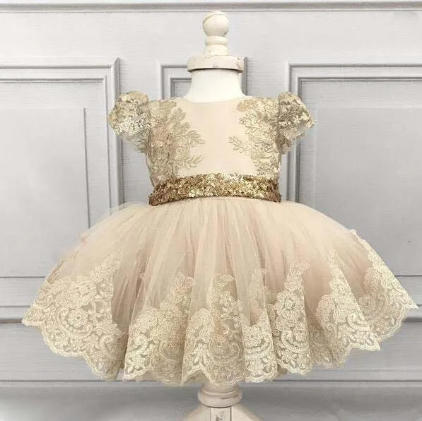Champagne tutu tulle wedding flower girl dress ball gown baby celebrity birthday party with lace trim and golden sequin bow | Детская