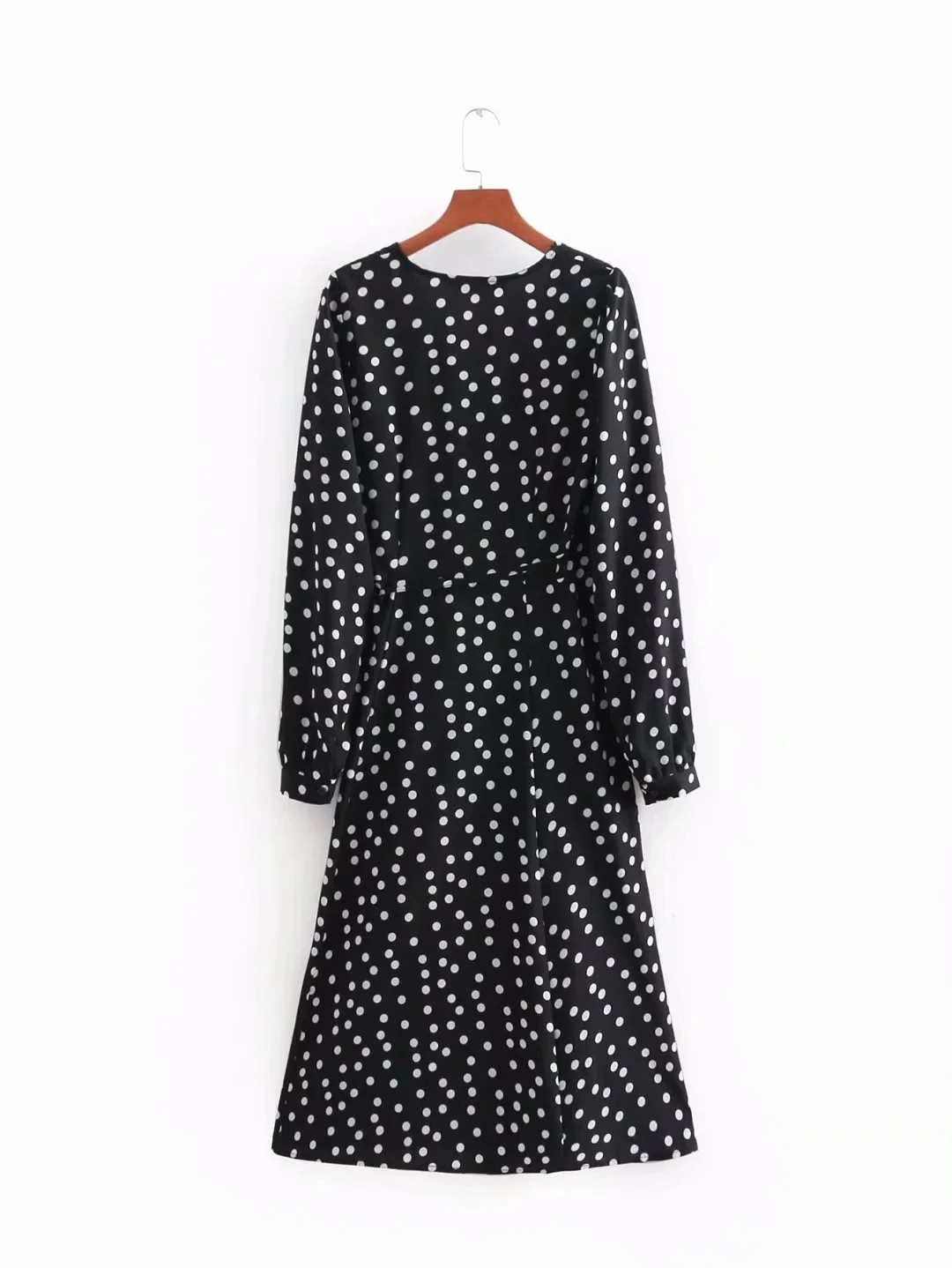 Женское длинное платье в горошек винтажное из шифона черного цвета с запахом