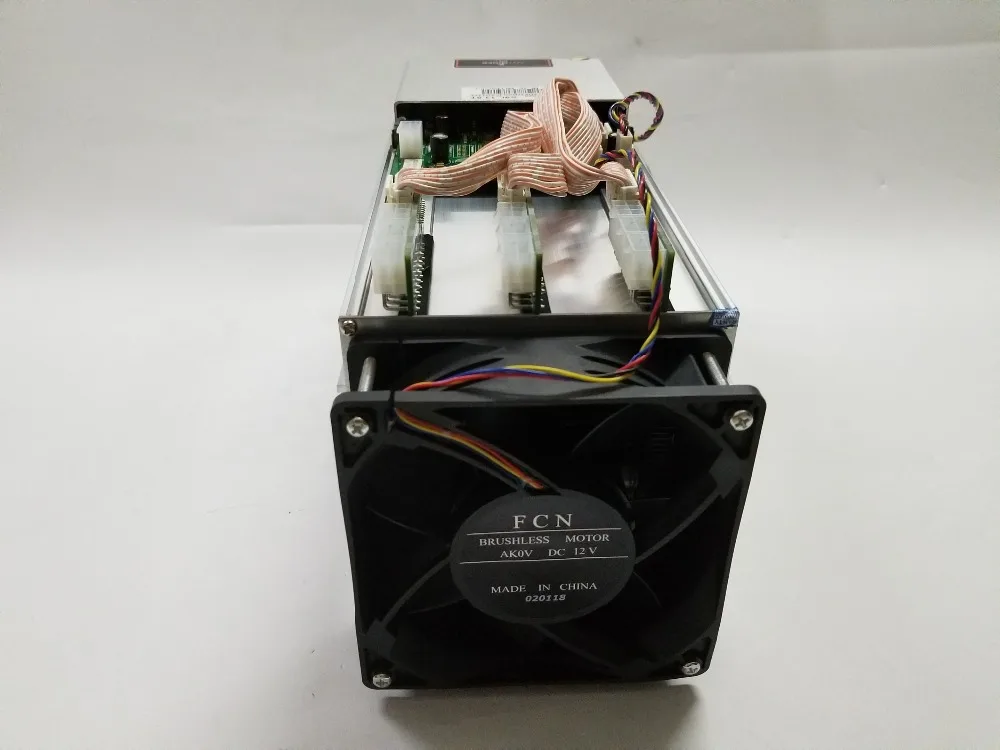 Б/у AntMiner S9 13,5 T Биткоин Майнер Asic BTC BCH Майнер лучше чем WhatsMiner M3 M10 T9+ Ebit E9 Avalon 921 841 V9 S7
