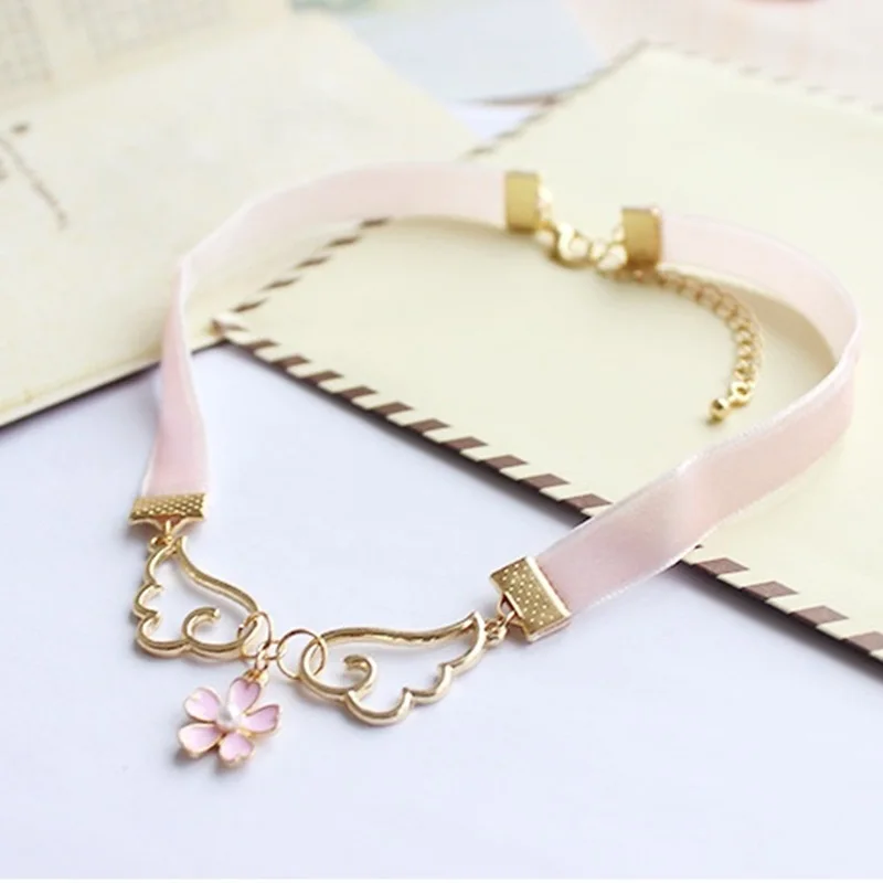 Женское жемчужное колье чокер с красным сердцем и звездами подарок на день