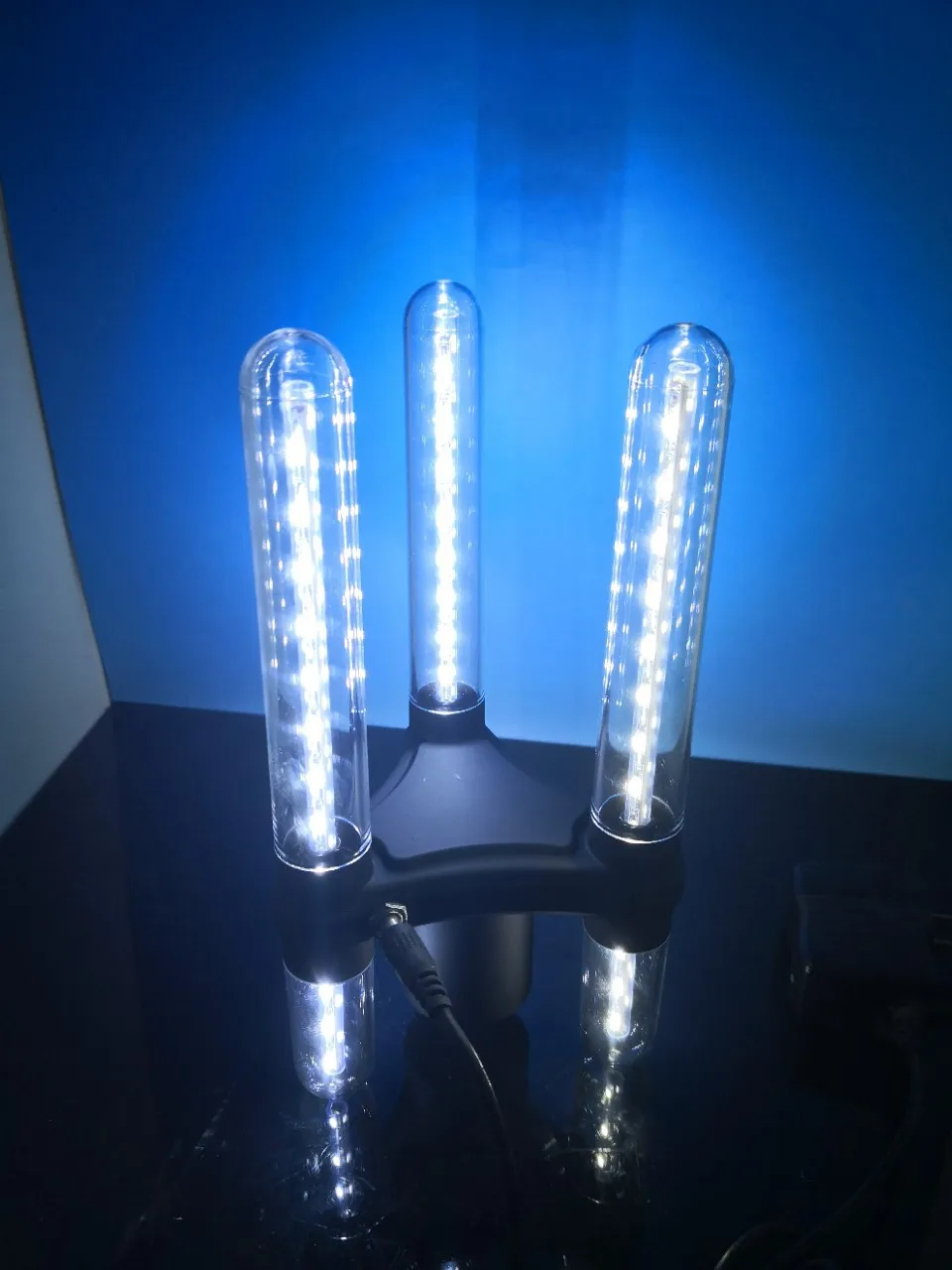 Горячее мигание шампанского Топпер ночной клуб LED Бутылка стробоскоп бэтон