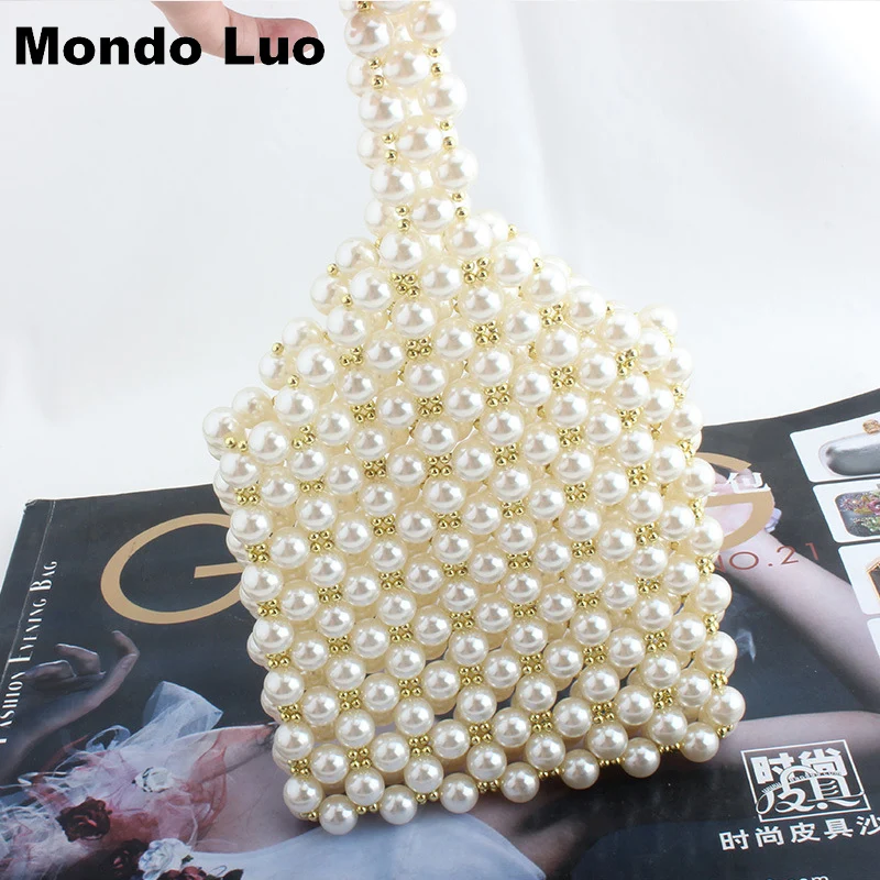 Женская мини сумка ручной работы с жемчугом маленькая для телефона бусинами