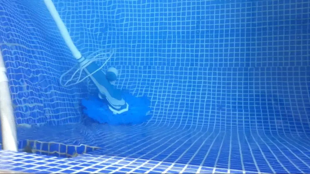 2015 deluxe Бассейны автоматический Бассейн очиститель для пула Тематические товары