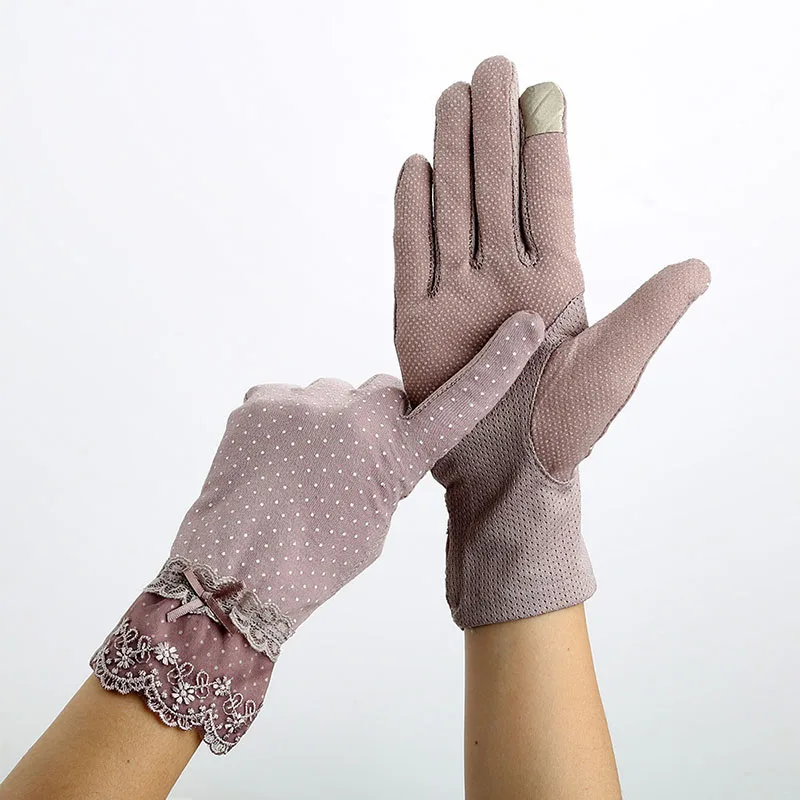 Women Sunscreen Gloves Spring Summer Lace Stretch Touch Screen Glove Anti-UV Wrist Short Slip Resistant Driving Glove Size 23cm - Цвет: Фиолетовый
