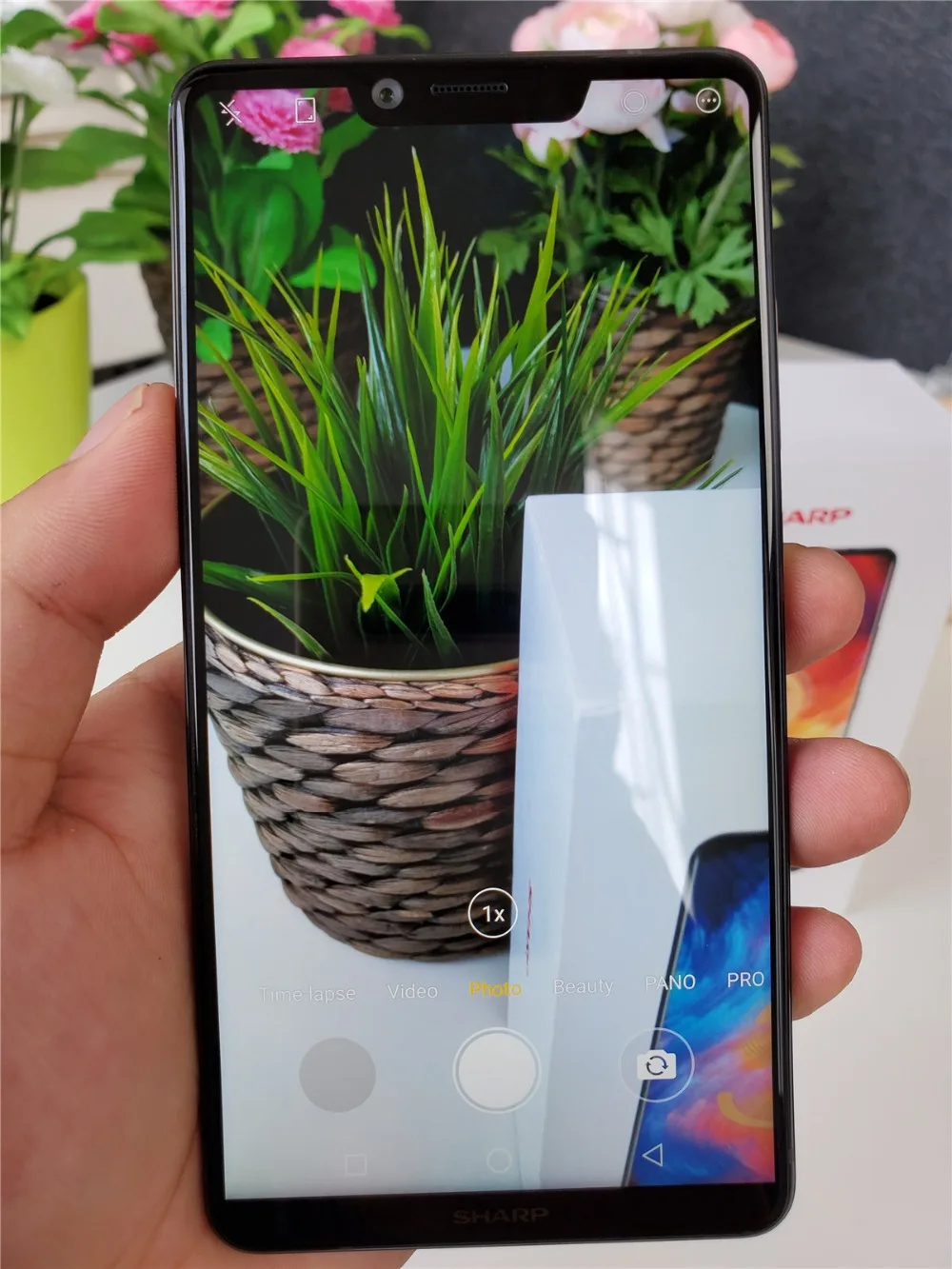 Смартфон SHARP S3 SHARP AQUOS S3 4 Гб+ 64 Гб 6,0 ''FHD+ Восьмиядерный процессор Snapdragon630 Android 8,0 12 МП 3200 мАч, мобильный телефон