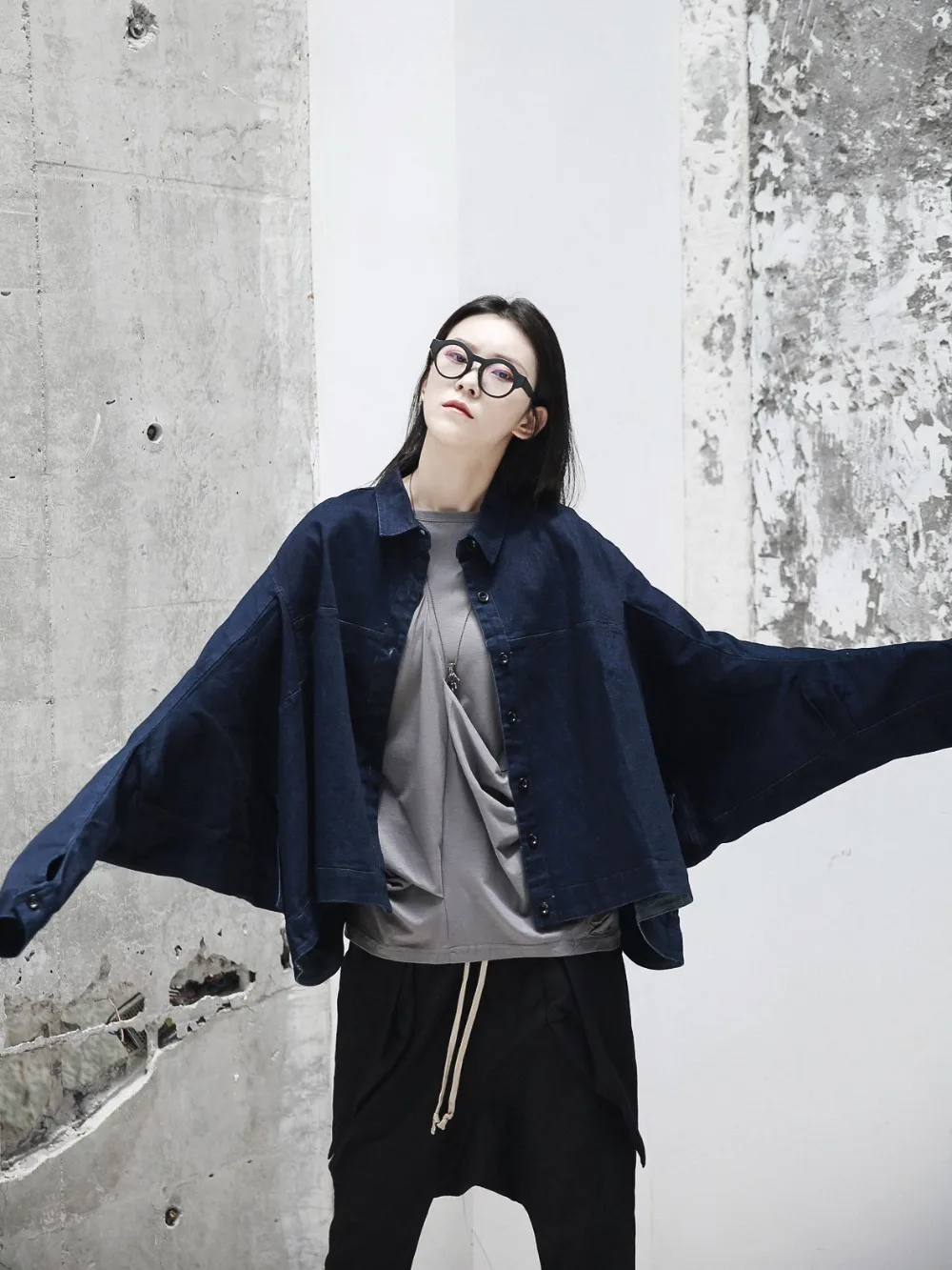 Cakucool Новая Осенняя джинсовая куртка Для женщин Batwing рукавами, свободные синие джинсы Jaqueta Feminina уличная Новинка пальто Для женщин