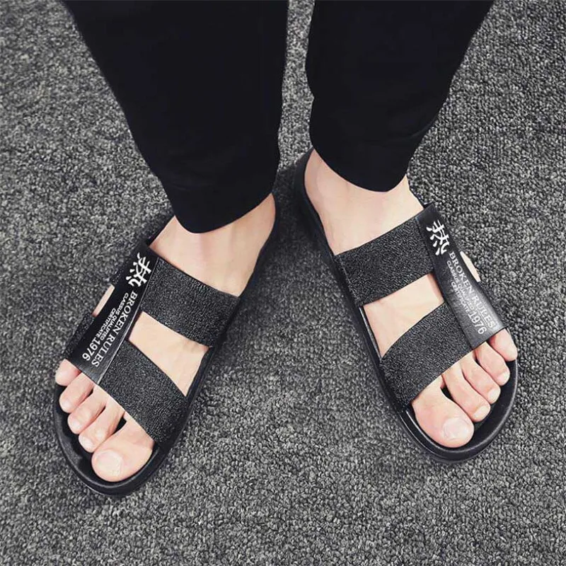 Импортные товары популярные мужские сандалии Новинка летние корейские