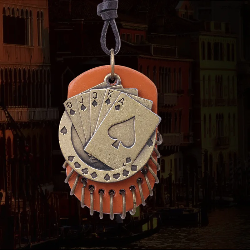 Дешевые Винтаж Пираты Карибского моря кожаный шнур покер карты кулон Цепочки и