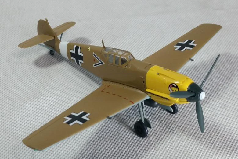

1:72 немецкие ВВС BF109E/модель истребителя Trumpeter 37280 Коллекционная модель