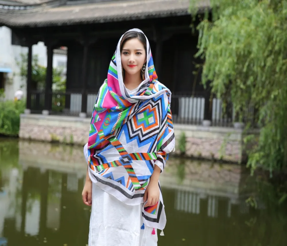 2016 специальная конструкция тотем печатных мусульманский хиджаб шарф женщины