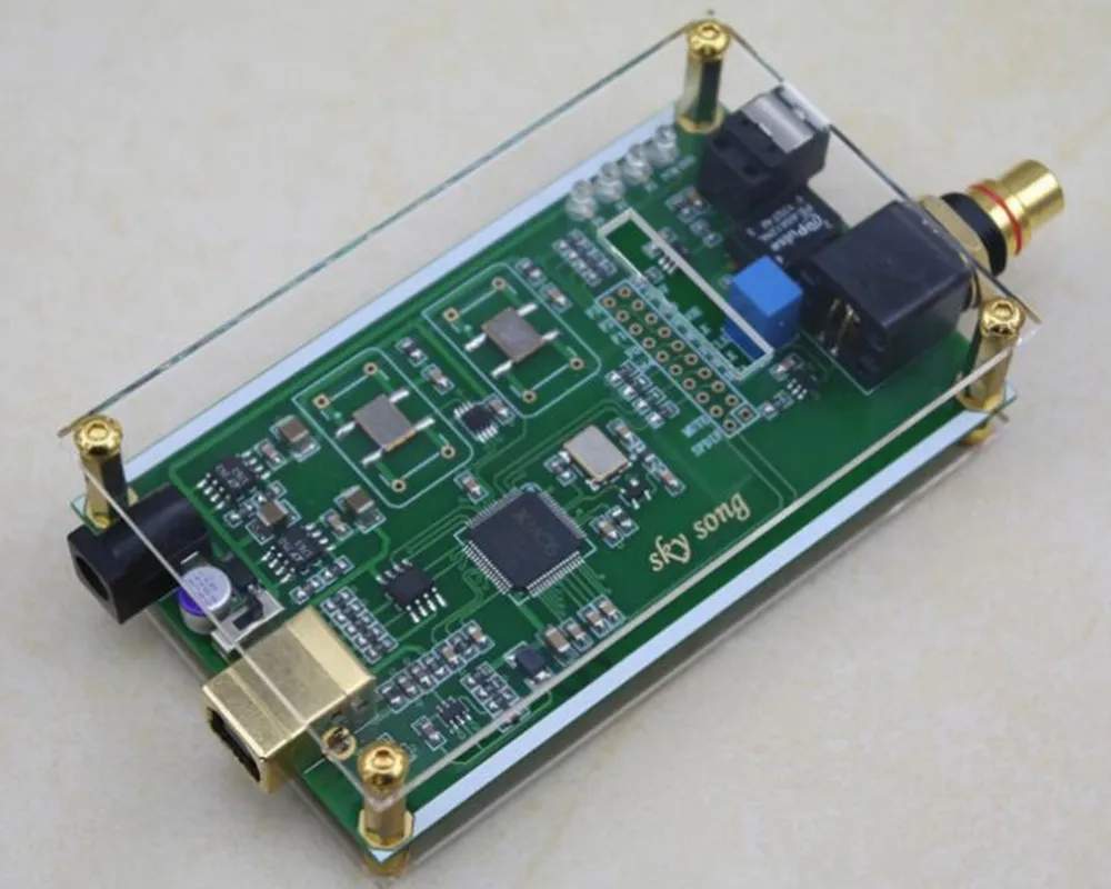 sandy XMOS XU208 asynchronous USB coaxial optical output digital interface IIS DSD256 spdif dop64 in case for hifi amplifier | Электроника
