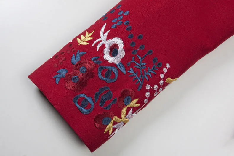 Осенние зимние куртки для женщин старинные королевская вышивка длинные пальто в