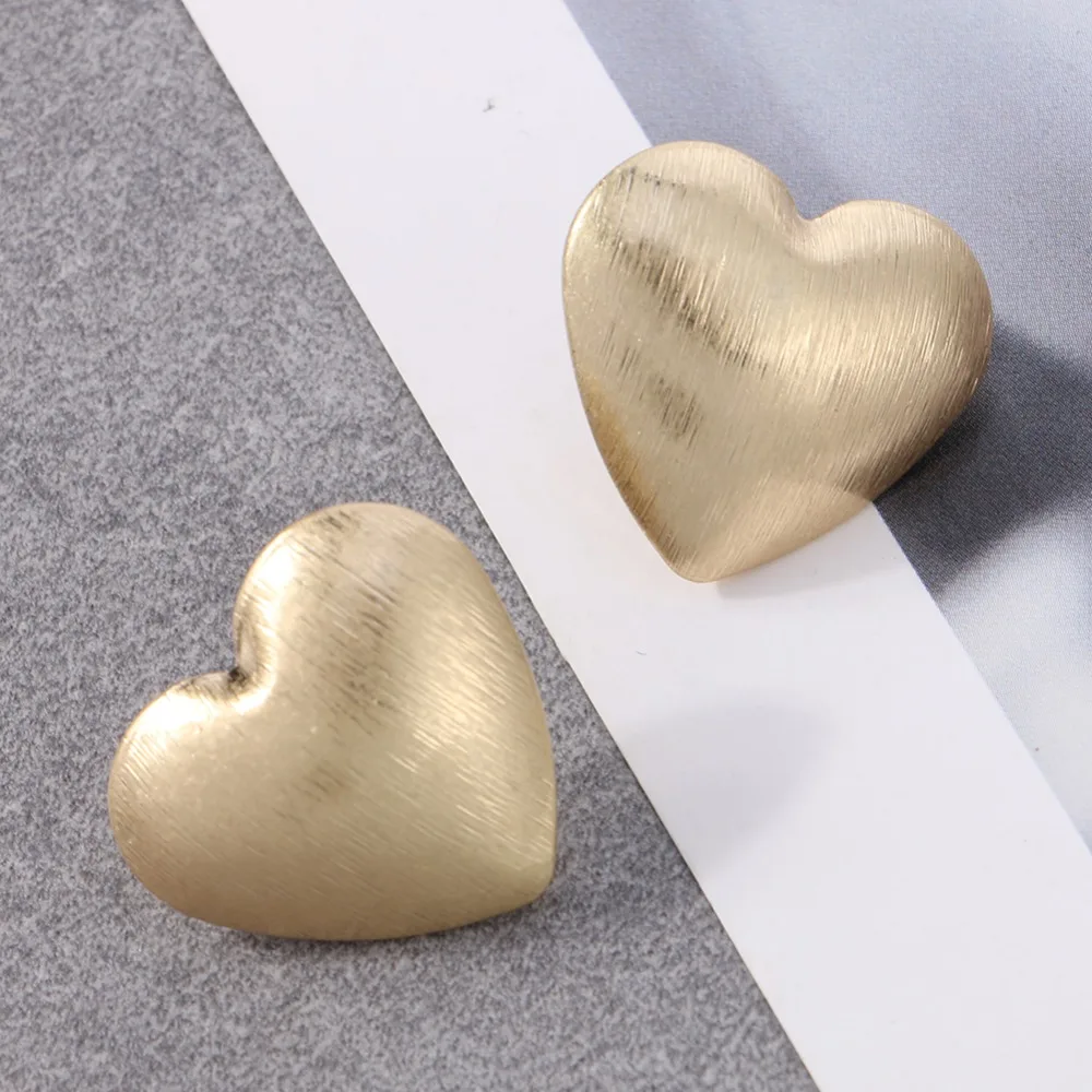 Joya Love круглые серьги гвоздики большие геометрические матовые золотые/серебряные