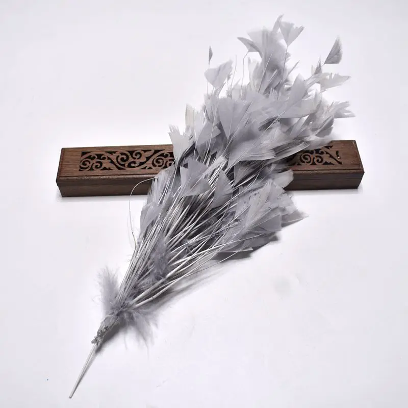 1pcs Beautiful crafts Goose feather party decorations 30CM colored Feathers wedding corsages DIY Carnival headdress Accessories - Цвет: gray