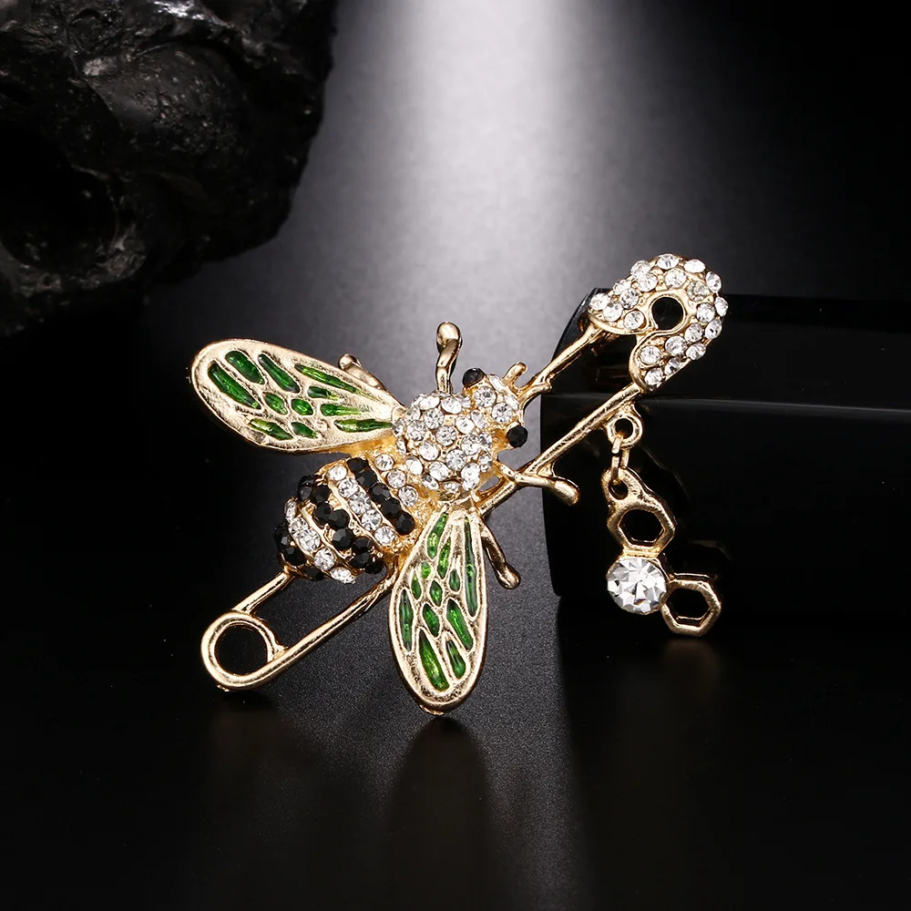 Оригинальная брошка с медальоном женский аксессуар темперамент японская и