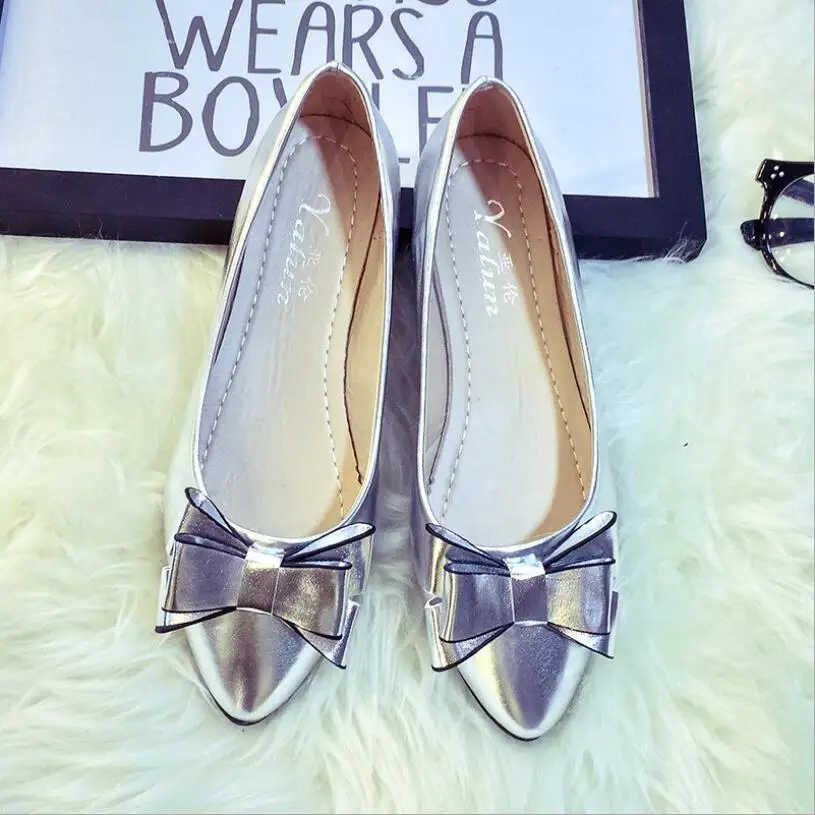 

2018 New Women's Shallow Shoes Multi-Color Women's Patent Leather Flat-Bottom Autumn Pointed Single Shoes Women's Sandals 35-40