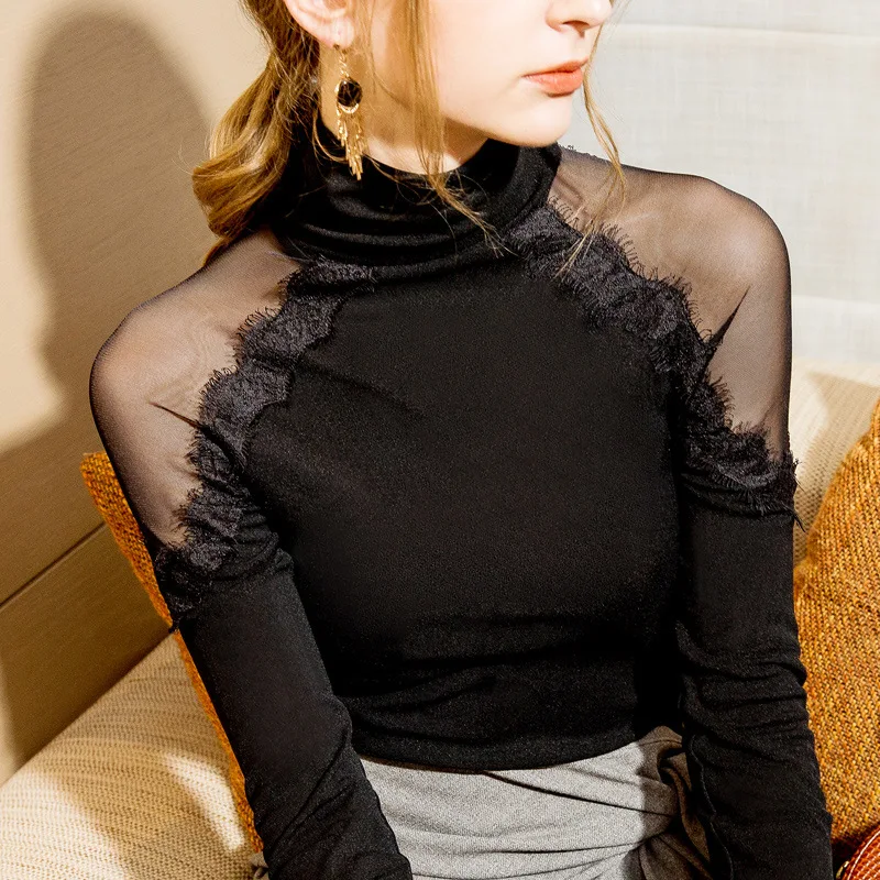Кружевная футболка с открытыми плечами в стиле пэчворк осенне зимний женский топ