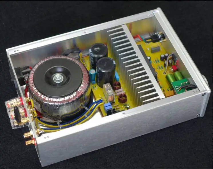 Совместное звучание. 6j5 Power Amplifier. Фото самой крутой усилитель мощности.