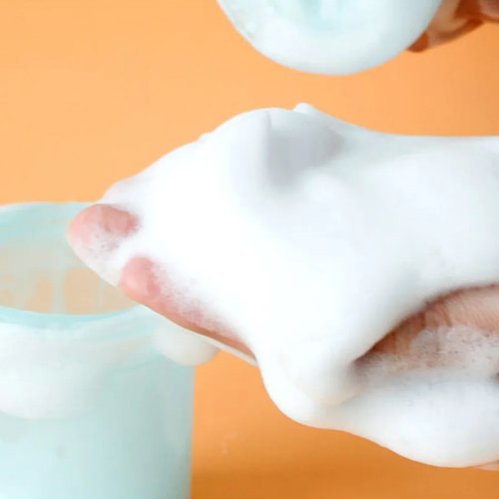 Очищающее средство для лица душа шампунь пенообразователь дорожная домашняя