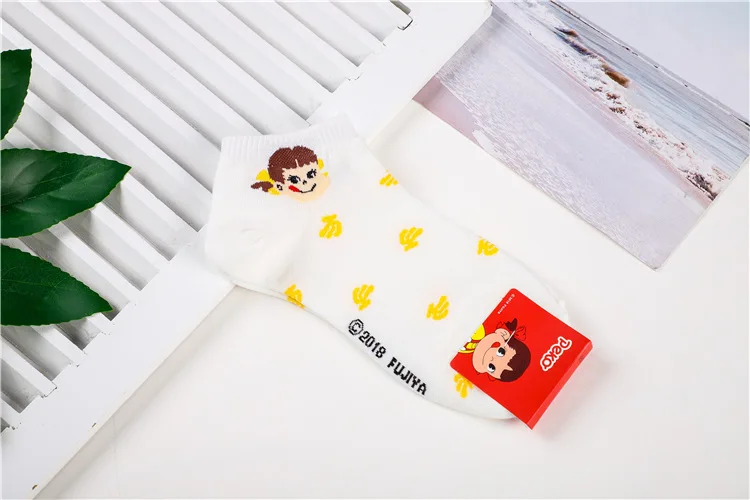 Cartoon fujiya fruit print socks peko poko strawberry banana peach pineapple cute funny women cotton sock spring autumn comfort