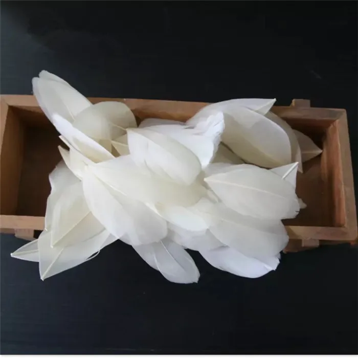 Beige 50 шт., перья боа, натуральные перья, лебедь, Plumas De Colores, 4-8 см, перья фазана, свадебные украшения, свадебные украшения - Цвет: Beige