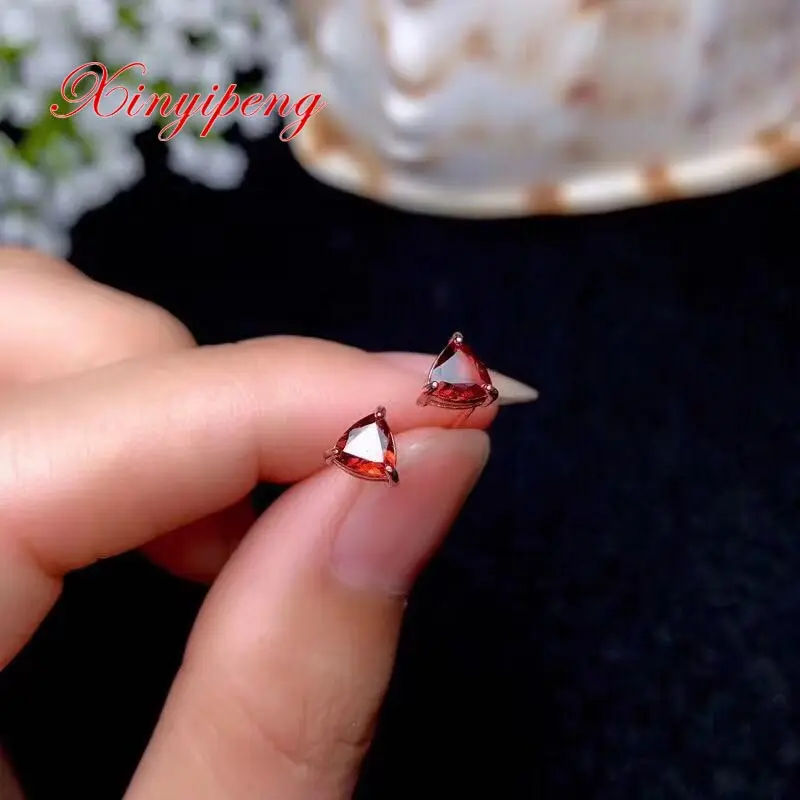 Xin yi peng 925 серебряные инкрустированные натуральный гранат Серьги женские серьги
