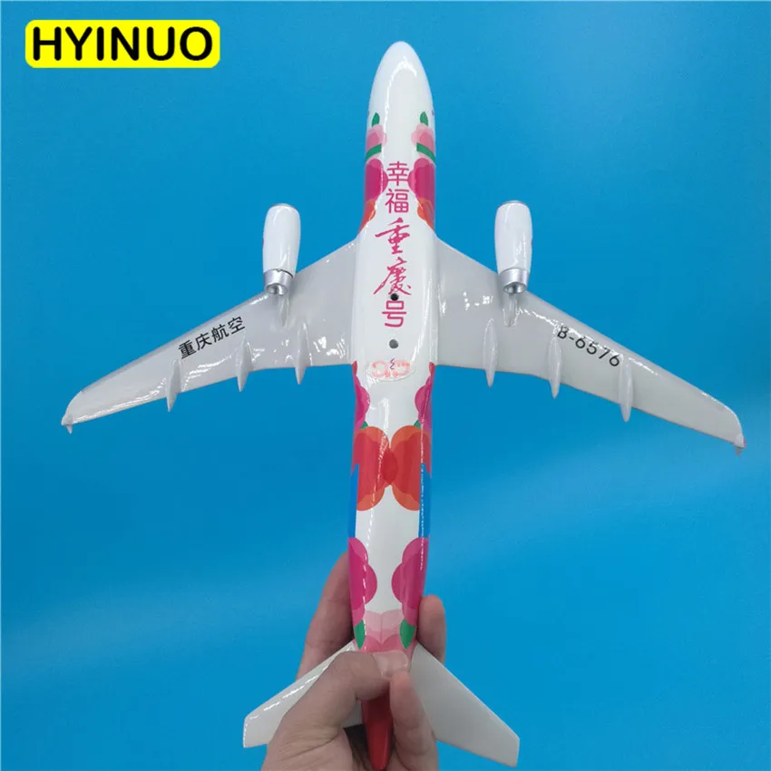 

Коллекционная модель самолета Airbus 100, 37 см, 1: A320-200