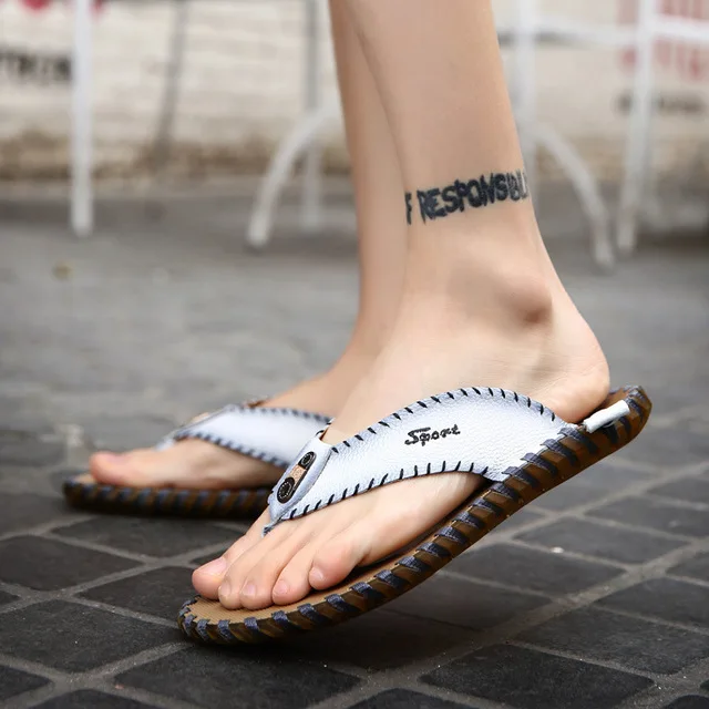 

Dropshipping Flip Flops Genuine Leather Luxury Slippers Beach Casual Sandals Summer for Men Fashion Men Shoes New 2019 Big Size