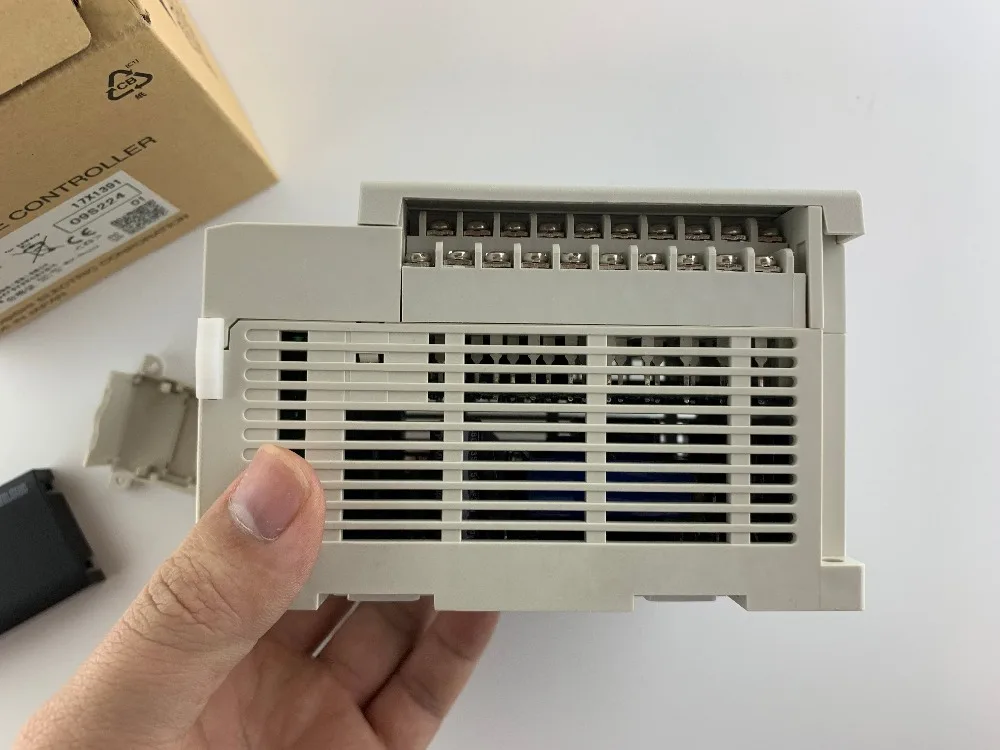 Процессор FX5U PLC новый Заводская распродажа есть в наличии|Панель| |