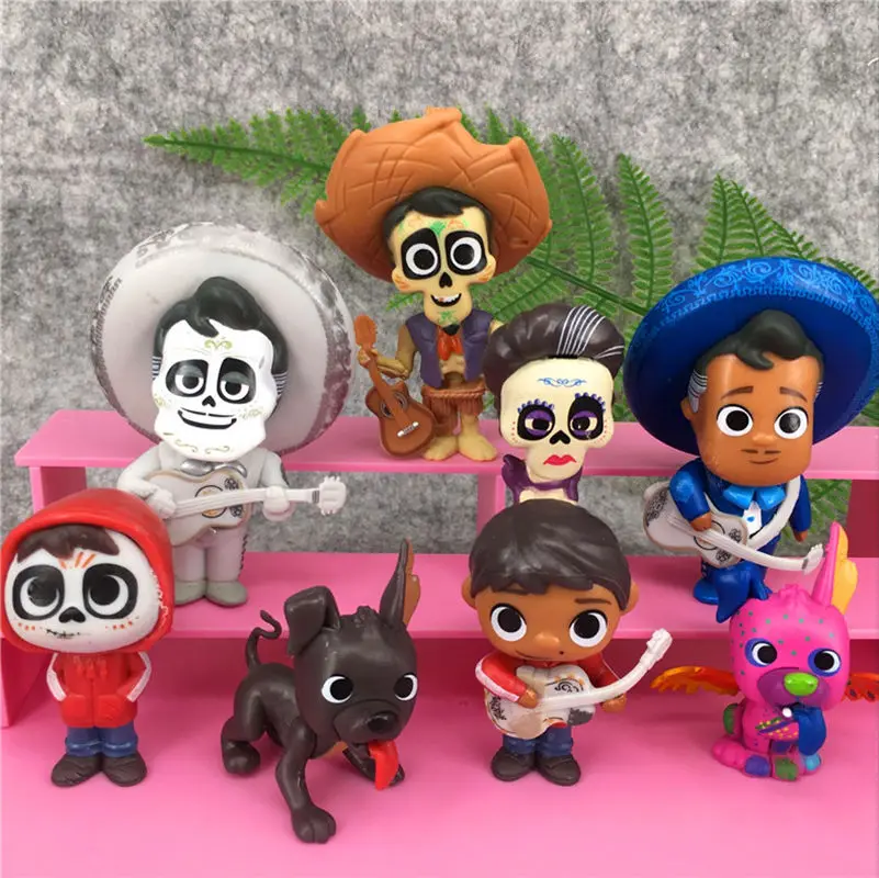 Disney игрушки 8 шт./компл. наряды на возраст от 5 до 9 см Коко машинок пиксара и Мигель