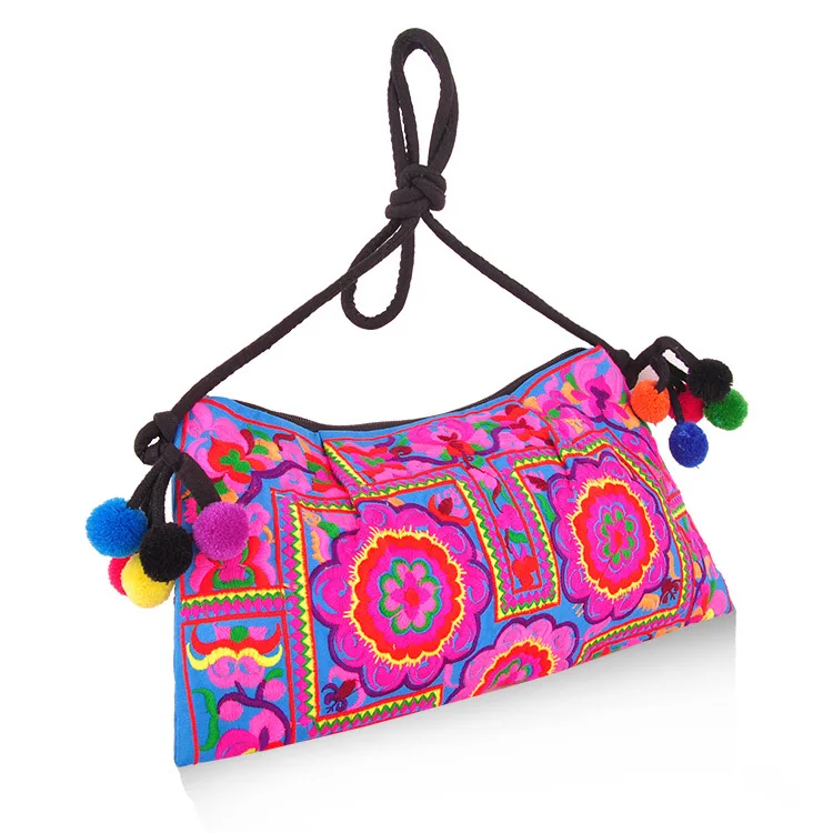 Оригинальная тканевая сумка ручной работы в таиландском стиле с вышивкой