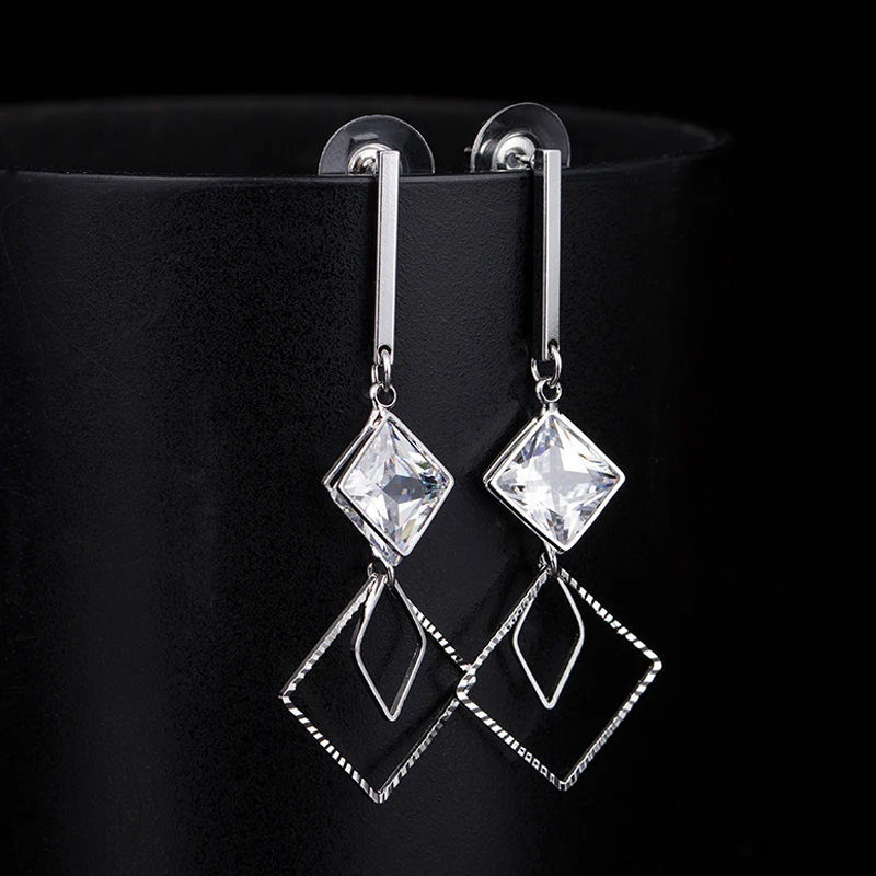 

Korea Design Geometric Double Long Crystal Pendant Simple Jewelry Design Zirconia Earrings Statement For Women HB1004
