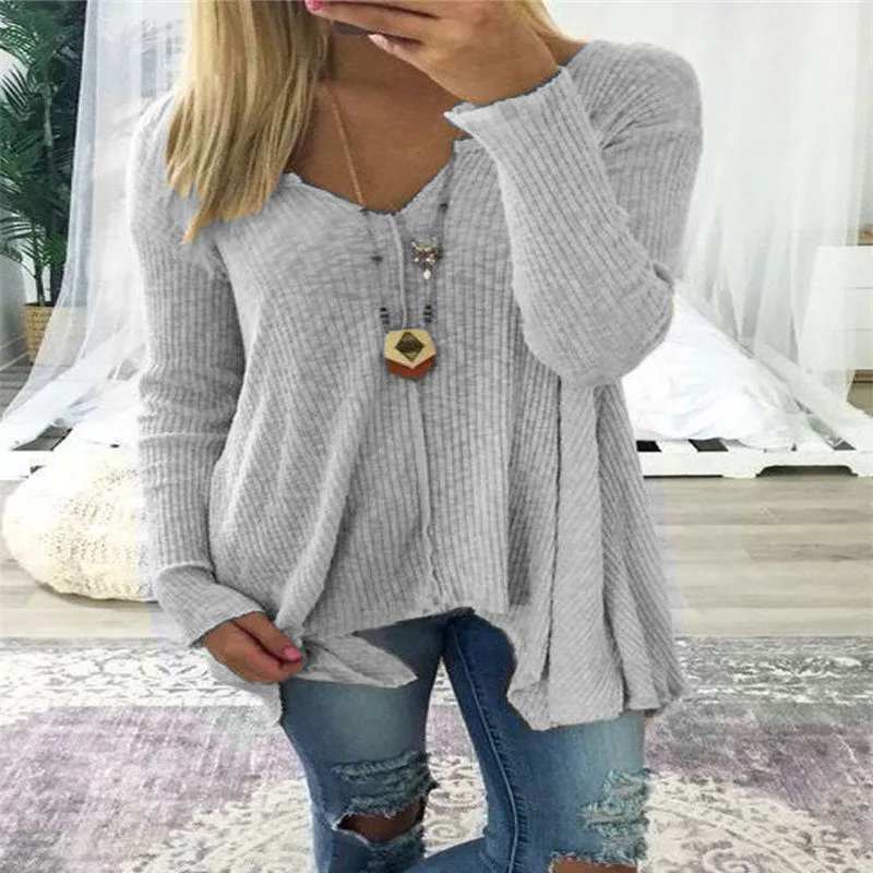 Женский трикотажный свитер с вырезами на плечах v-образным вырезом и длинными