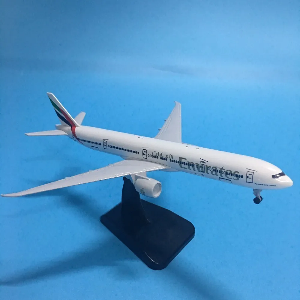 JASON TUTU Emirates Boeing 777 модель самолета Модель самолета 1:200 литой металл 20 см Airbus A380 самолет