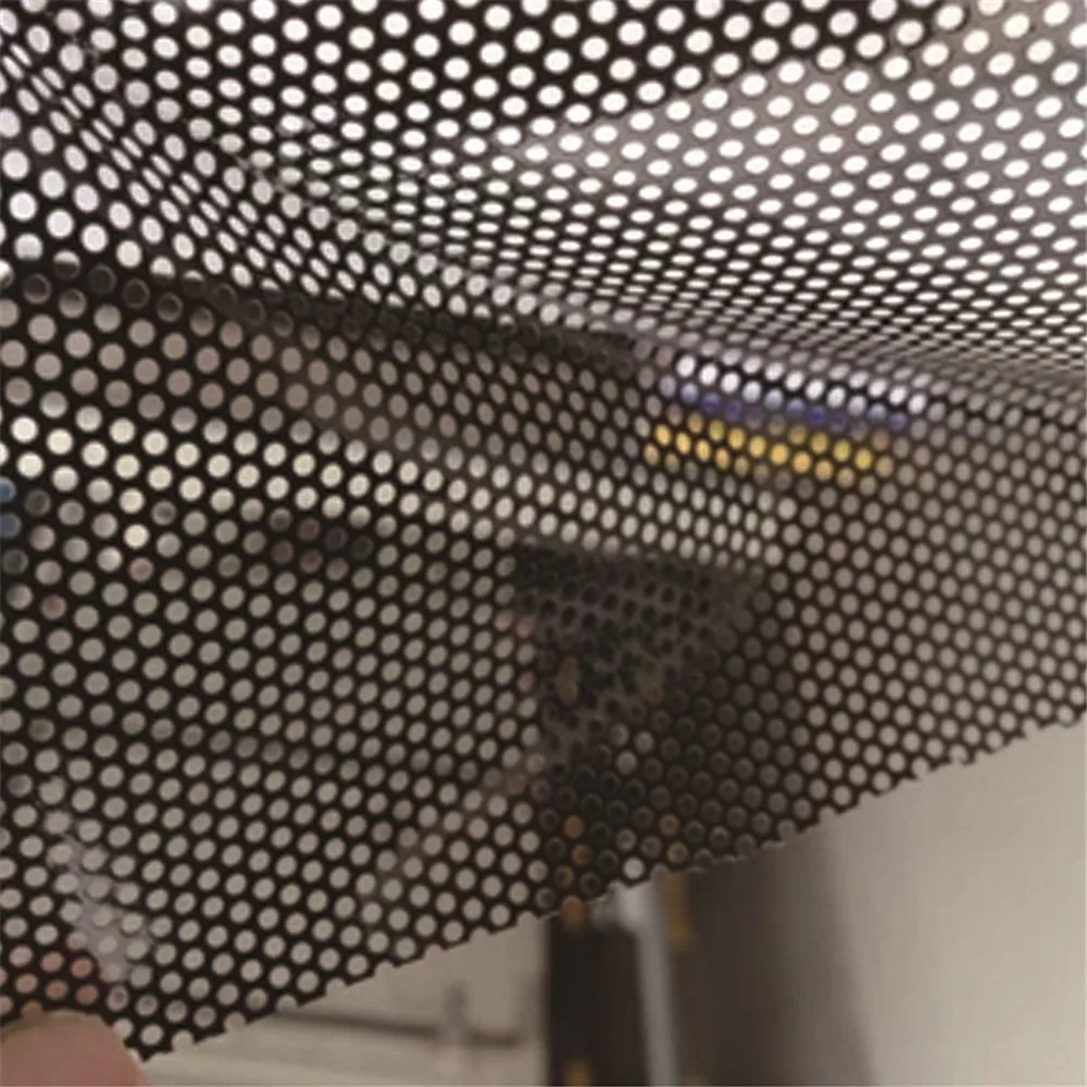 Черная перфорированная виниловая пленка SUNICE односторонняя Защитная для