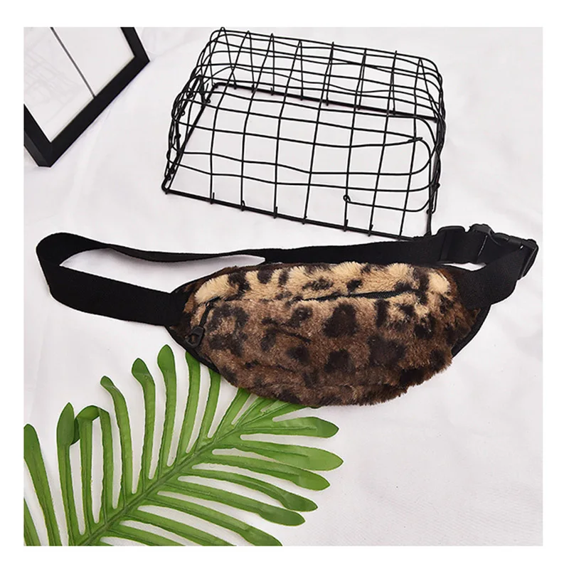 Brown waist bag Женская поясная сумка, плюшевая поясная сумка для путешествий, повседневная нагрудная сумка на молнии в стиле панк, уличная зимняя сумка для ног, женская сумка на плечо A304 - Цвет: Brown waist bag