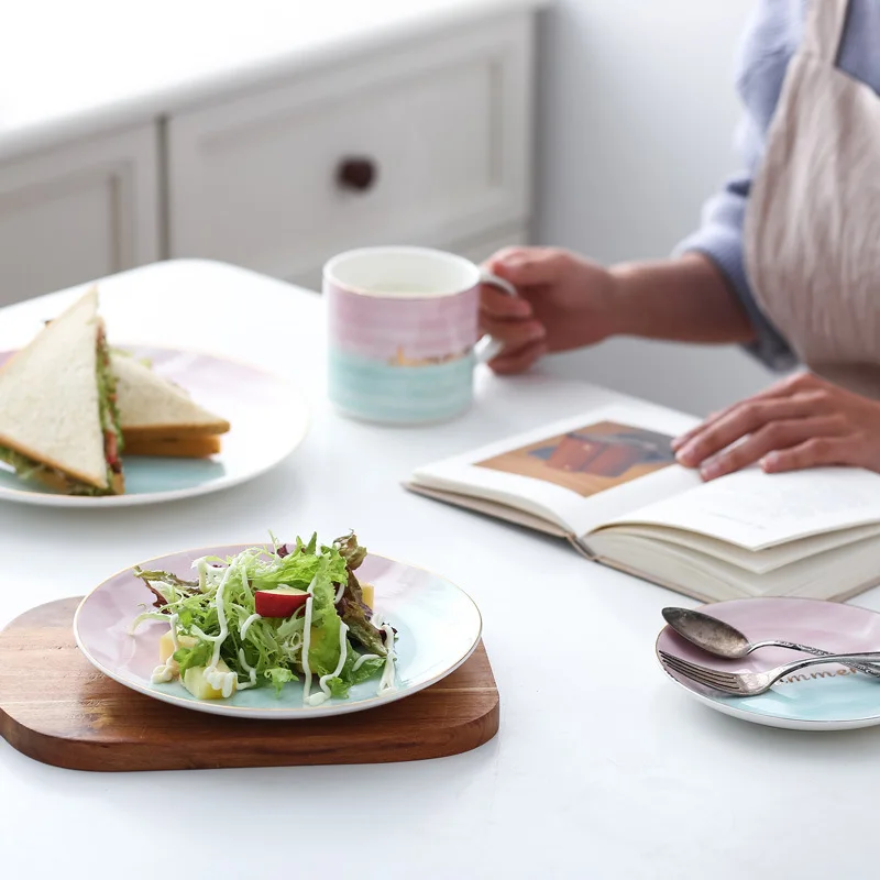 Макарон конфеты розовый и синий цвет керамическая тарелка домашние блюда для